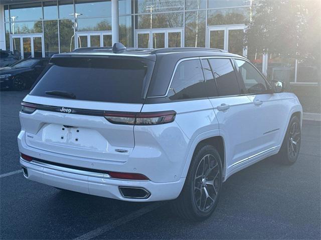 used 2024 Jeep Grand Cherokee car, priced at $46,990
