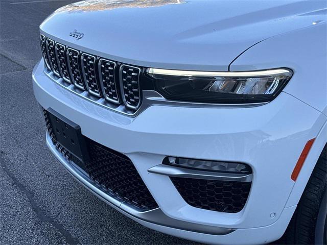 used 2024 Jeep Grand Cherokee car, priced at $46,990
