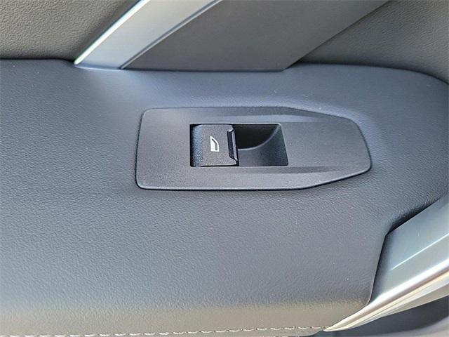 new 2025 BMW X1 car
