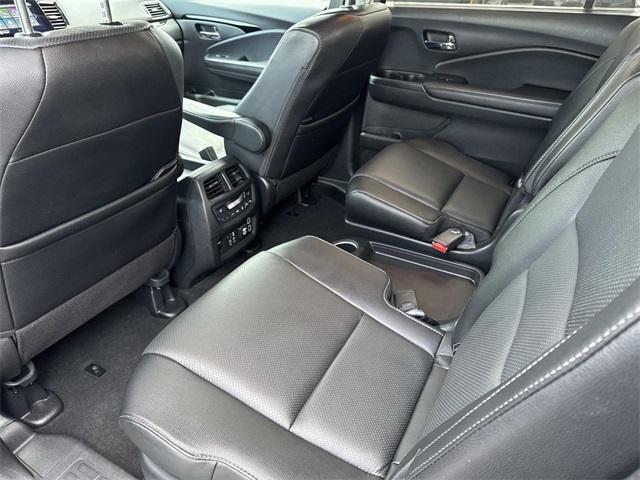 used 2022 Honda Pilot car, priced at $34,990