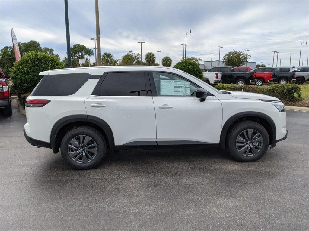 new 2025 Nissan Pathfinder car, priced at $36,363