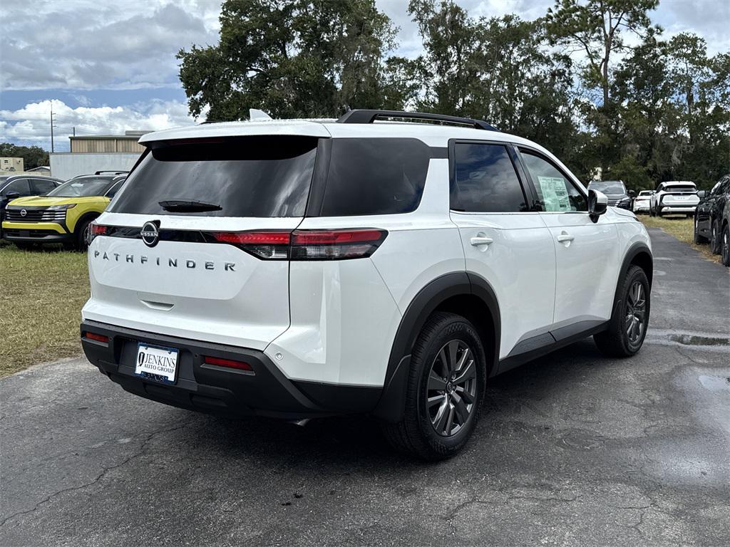 new 2025 Nissan Pathfinder car, priced at $33,917