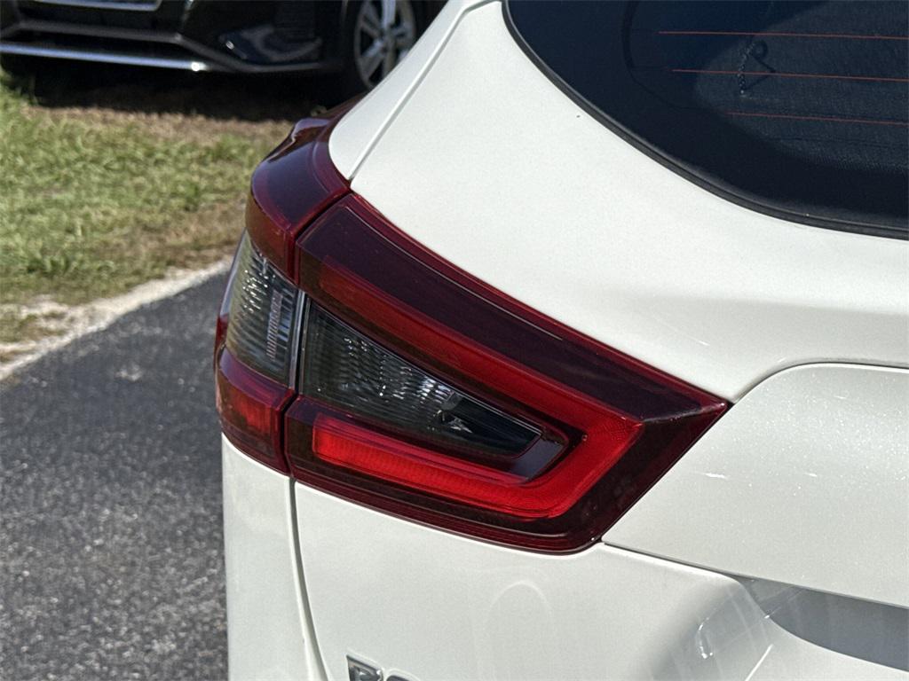 used 2021 Nissan Rogue Sport car, priced at $17,995