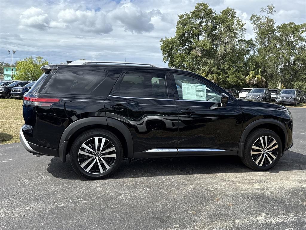 new 2025 Nissan Pathfinder car, priced at $42,849