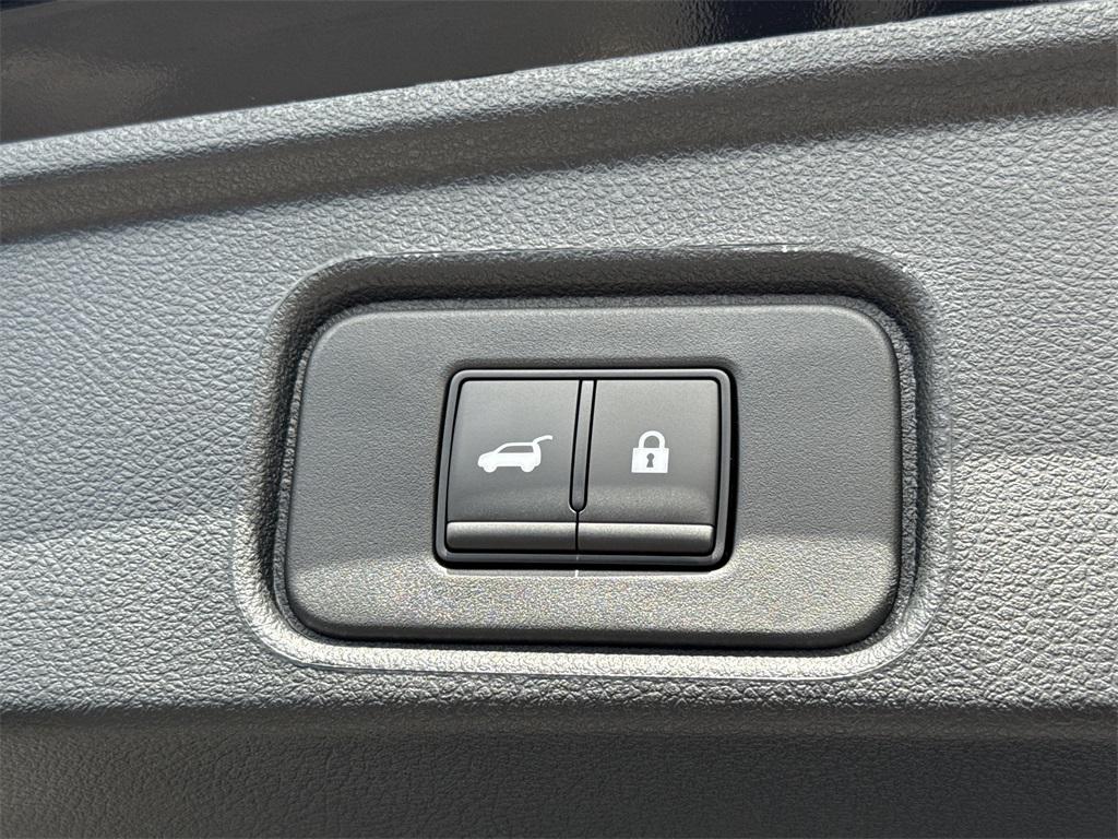 new 2025 Nissan Pathfinder car, priced at $42,849