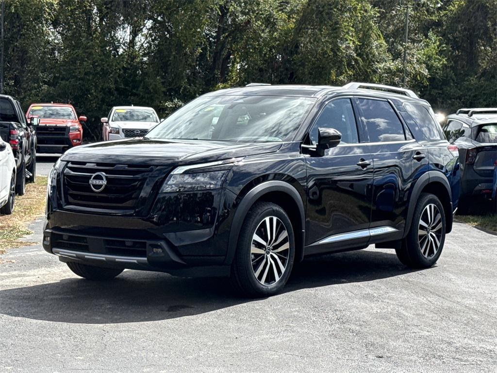 new 2025 Nissan Pathfinder car, priced at $42,849