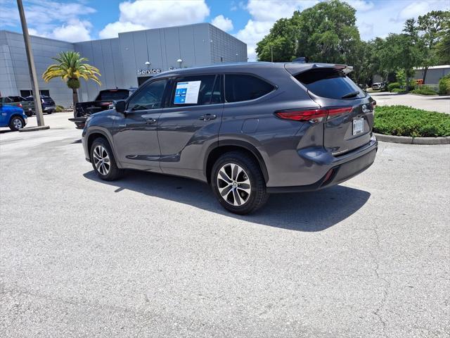 used 2021 Toyota Highlander Hybrid car, priced at $29,699