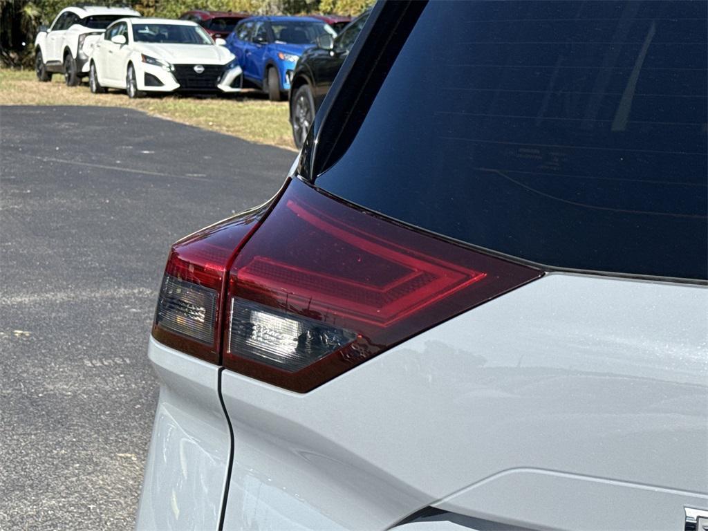 used 2021 Nissan Rogue car, priced at $18,795