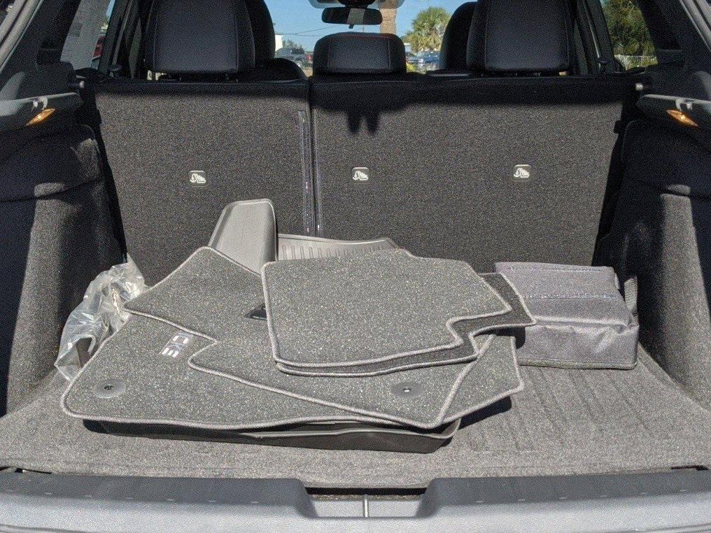 new 2025 Nissan Kicks car, priced at $25,923