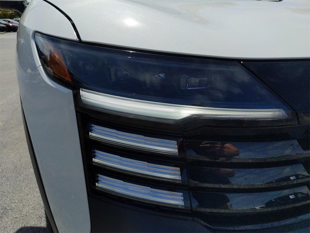 new 2025 Nissan Kicks car, priced at $25,299