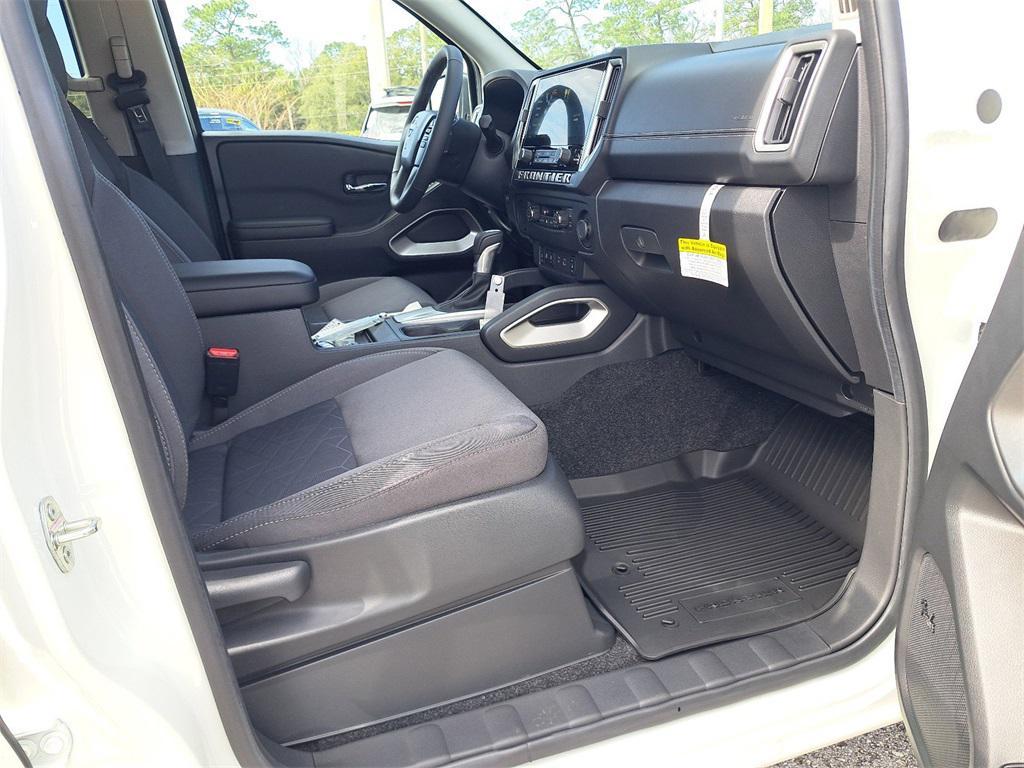 new 2025 Nissan Frontier car, priced at $33,232