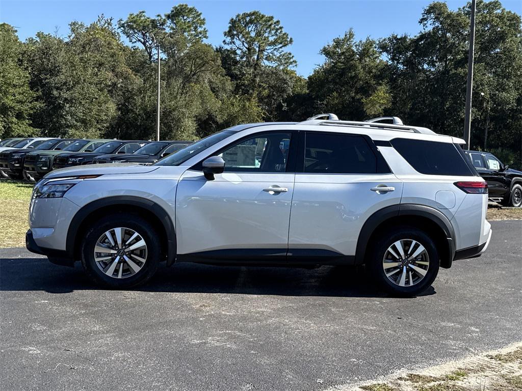 new 2025 Nissan Pathfinder car, priced at $36,915