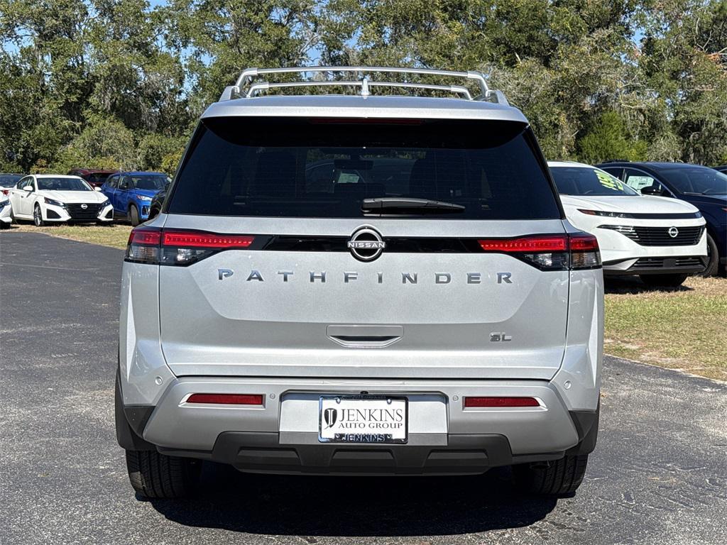 new 2025 Nissan Pathfinder car, priced at $36,915