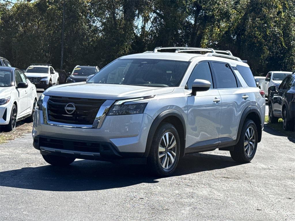 new 2025 Nissan Pathfinder car, priced at $36,915