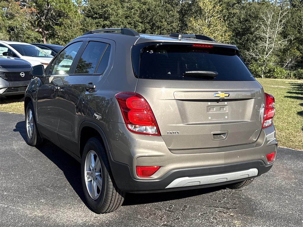 used 2022 Chevrolet Trax car, priced at $16,880