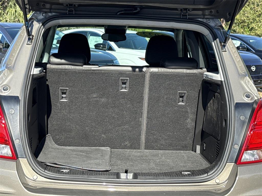 used 2022 Chevrolet Trax car, priced at $16,880