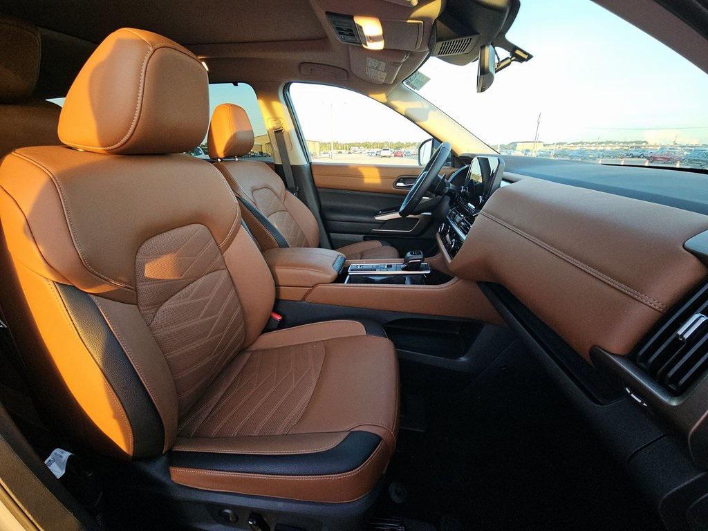 used 2024 Nissan Pathfinder car, priced at $35,990
