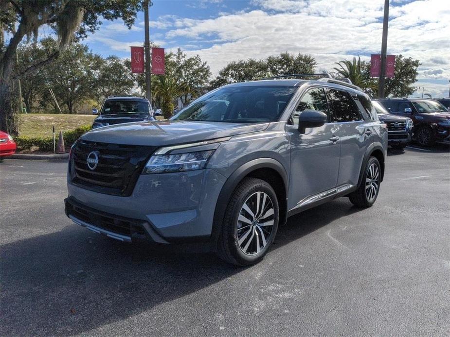 new 2024 Nissan Pathfinder car, priced at $45,548