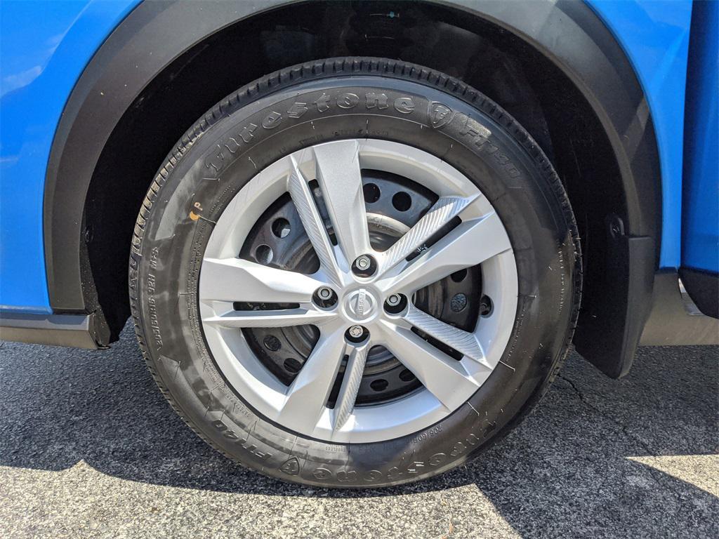 new 2025 Nissan Kicks car, priced at $21,479