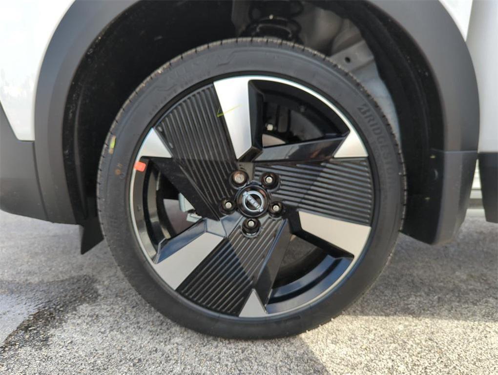 new 2026 Nissan Kicks car, priced at $27,385