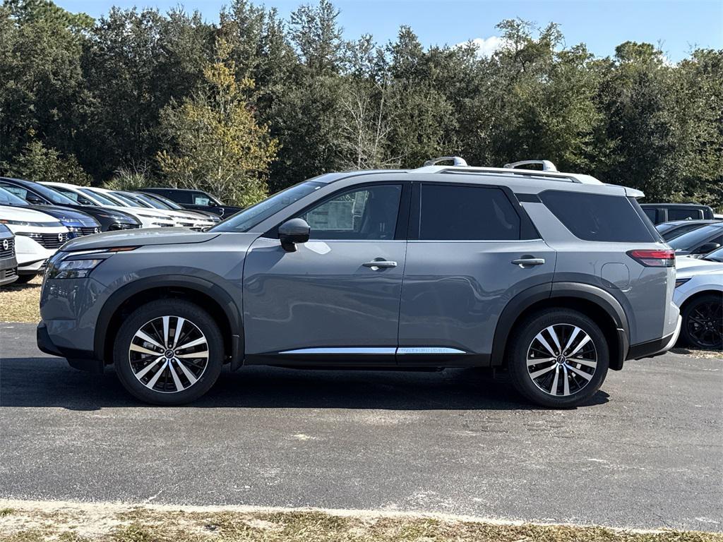 new 2025 Nissan Pathfinder car, priced at $44,202