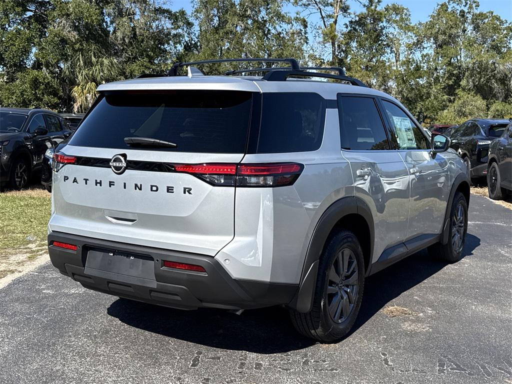 new 2025 Nissan Pathfinder car, priced at $33,985