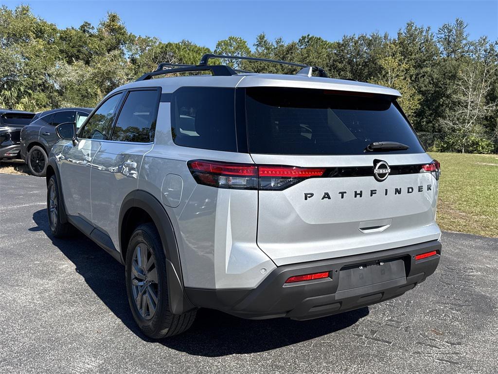 new 2025 Nissan Pathfinder car, priced at $33,985