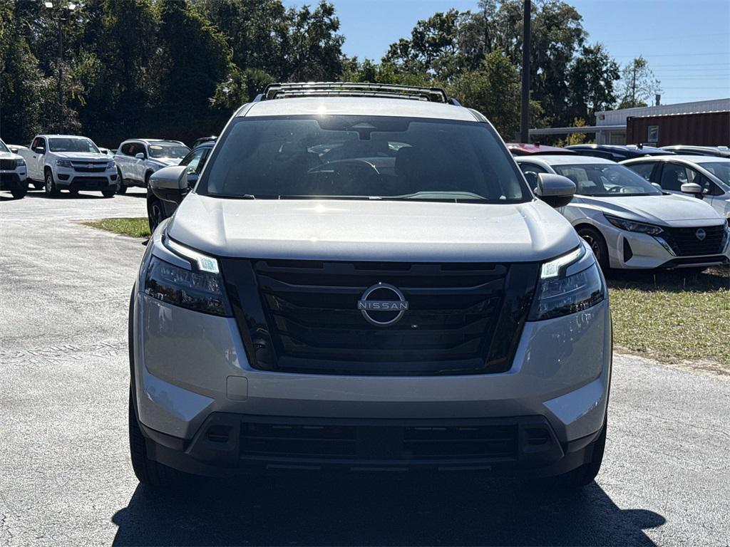 new 2025 Nissan Pathfinder car, priced at $33,985