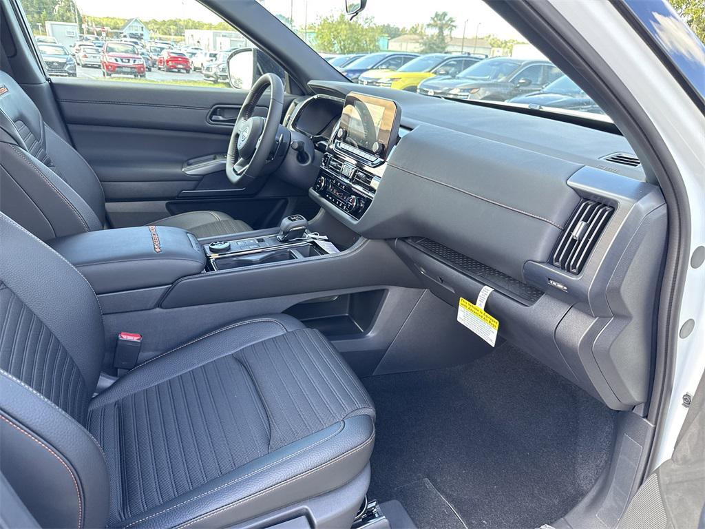 new 2025 Nissan Pathfinder car, priced at $38,892