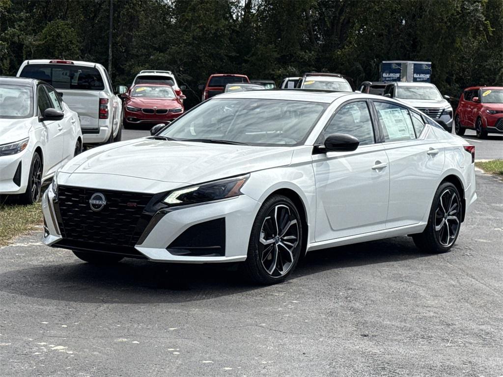 new 2025 Nissan Altima car, priced at $31,331