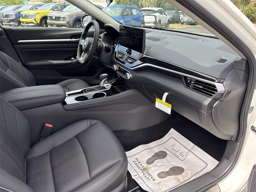 new 2025 Nissan Altima car, priced at $31,331