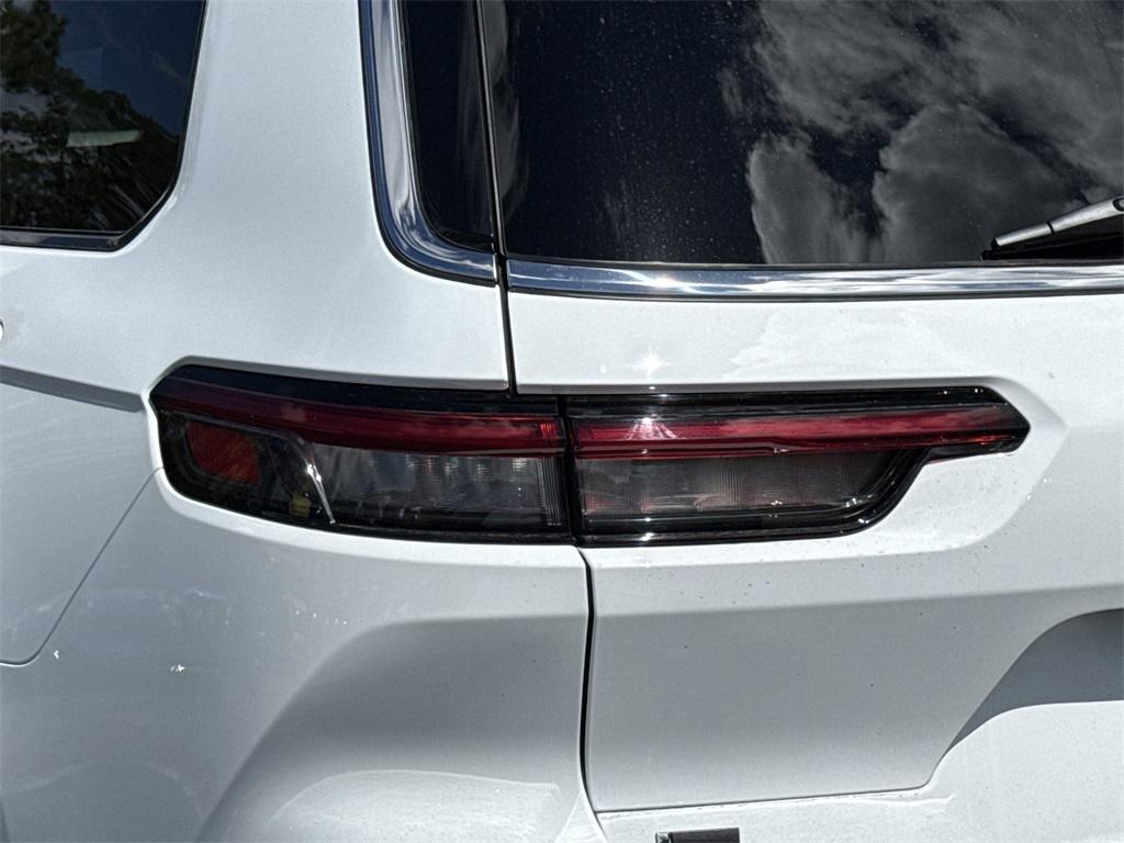 used 2022 Jeep Grand Cherokee L car, priced at $24,998