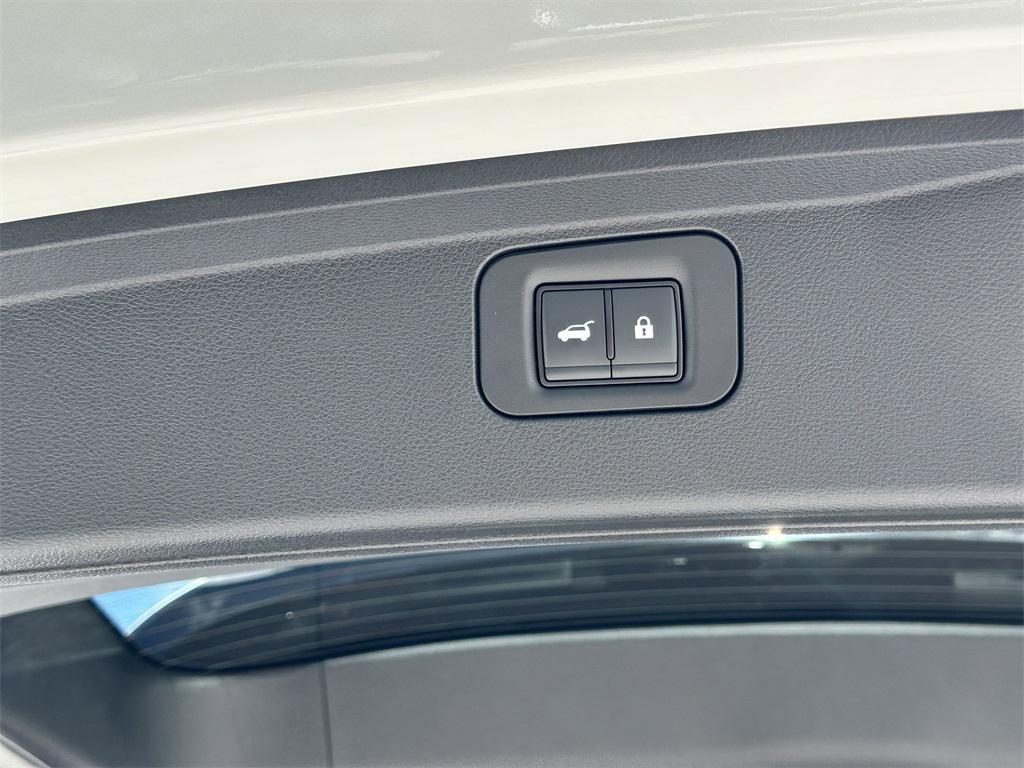 new 2025 Nissan Armada car, priced at $69,314
