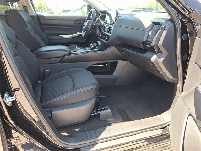 used 2023 Nissan Pathfinder car, priced at $32,650