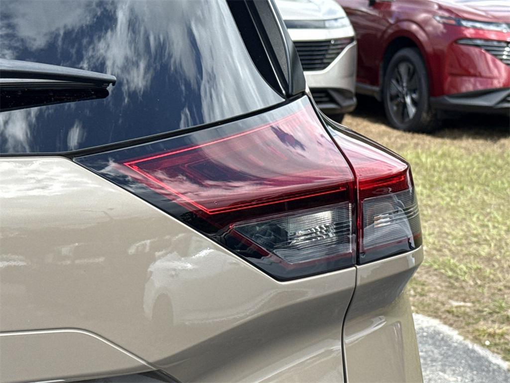 used 2024 Nissan Rogue car, priced at $23,595