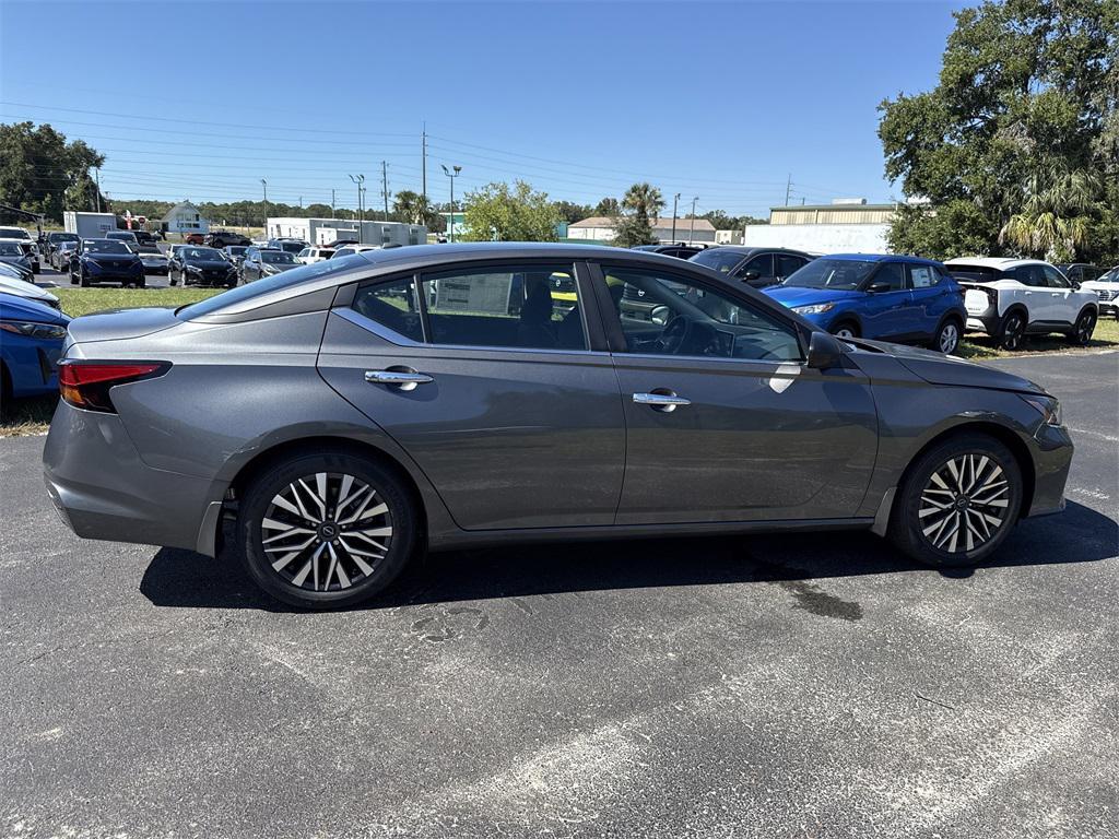 new 2025 Nissan Altima car, priced at $27,401