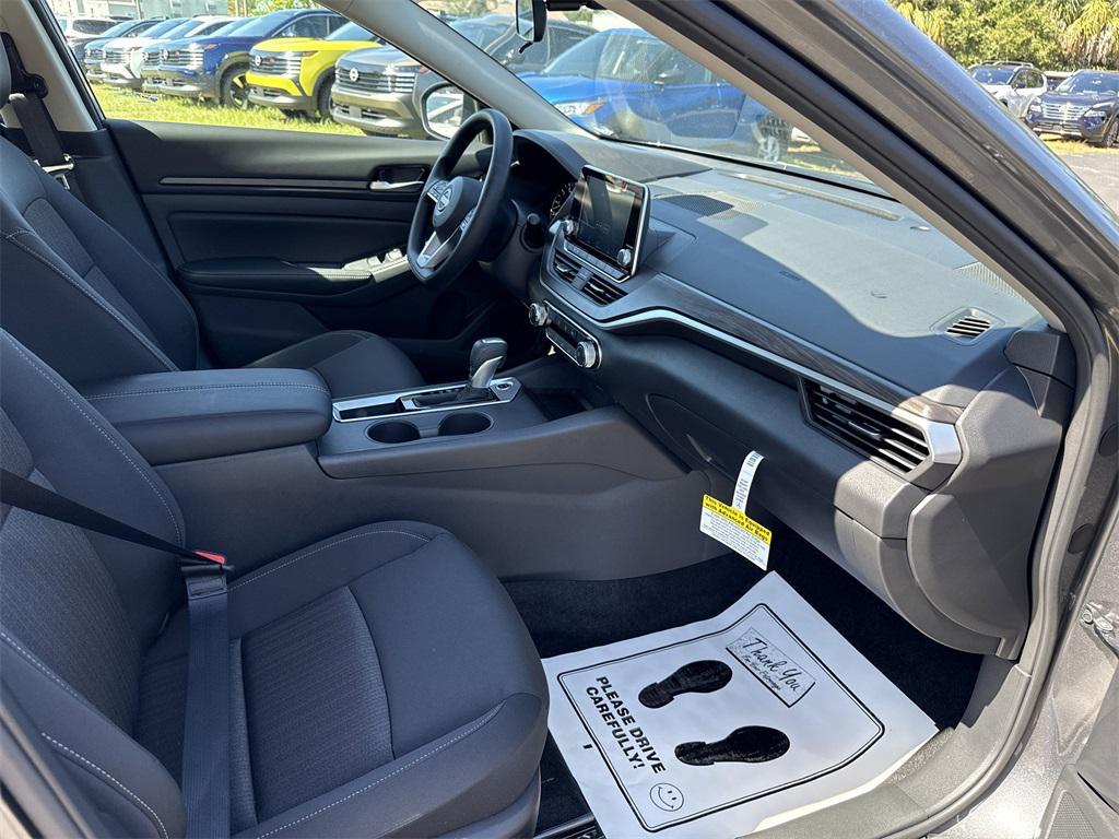 new 2025 Nissan Altima car, priced at $27,401