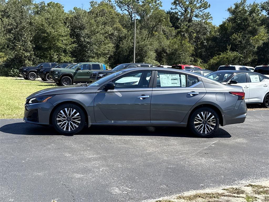 new 2025 Nissan Altima car, priced at $27,401