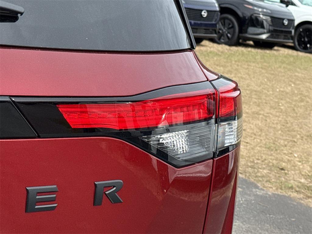 new 2025 Nissan Pathfinder car, priced at $43,332