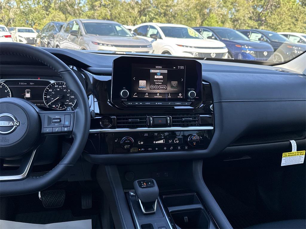 new 2025 Nissan Pathfinder car, priced at $34,068