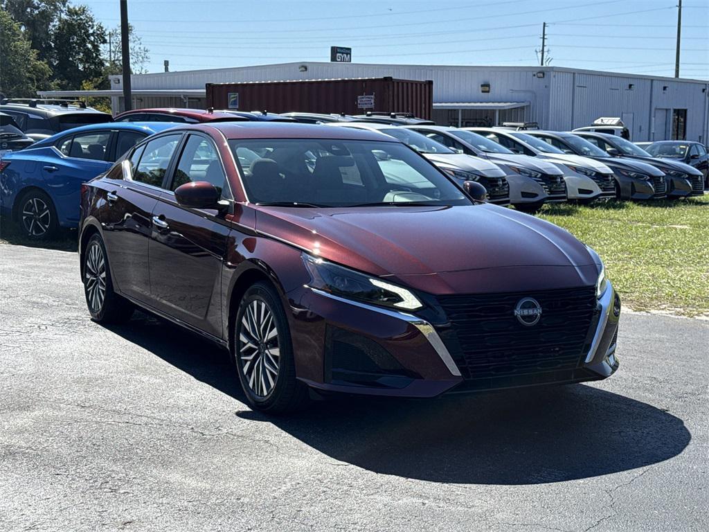 new 2025 Nissan Altima car, priced at $28,670