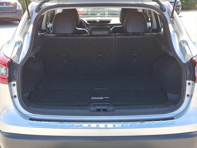 used 2022 Nissan Rogue Sport car, priced at $21,995