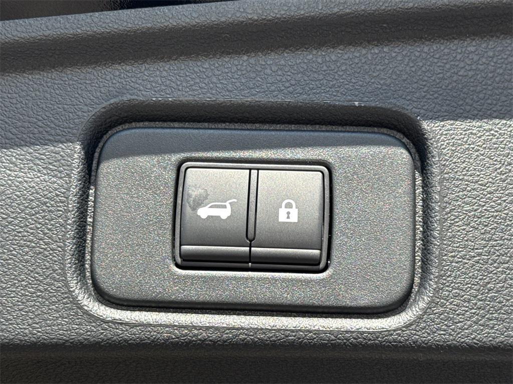 new 2025 Nissan Pathfinder car, priced at $36,469