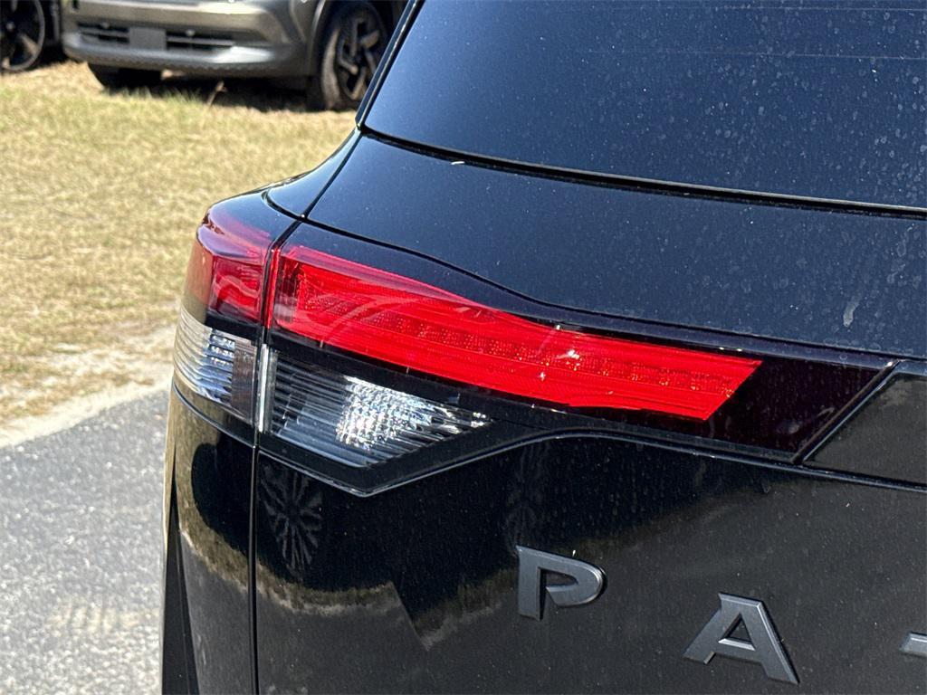 new 2025 Nissan Pathfinder car, priced at $36,469