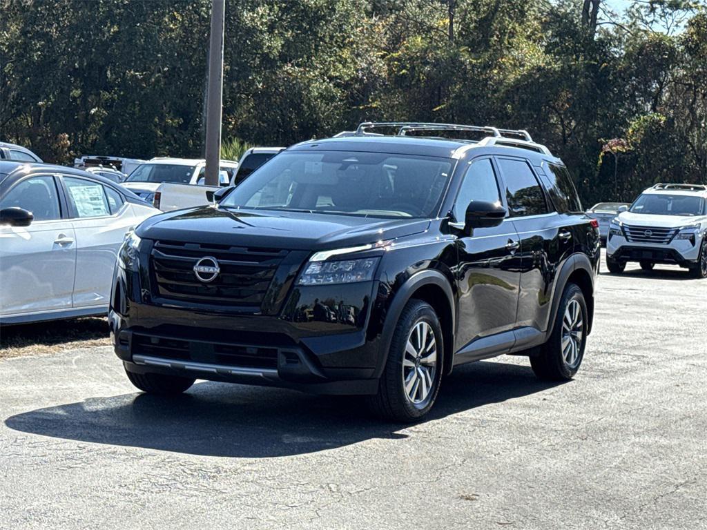 new 2025 Nissan Pathfinder car, priced at $36,469