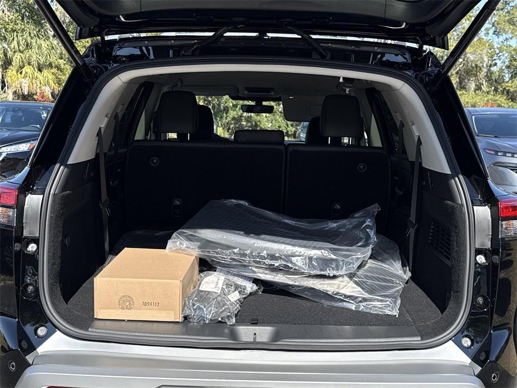 new 2025 Nissan Pathfinder car, priced at $36,469