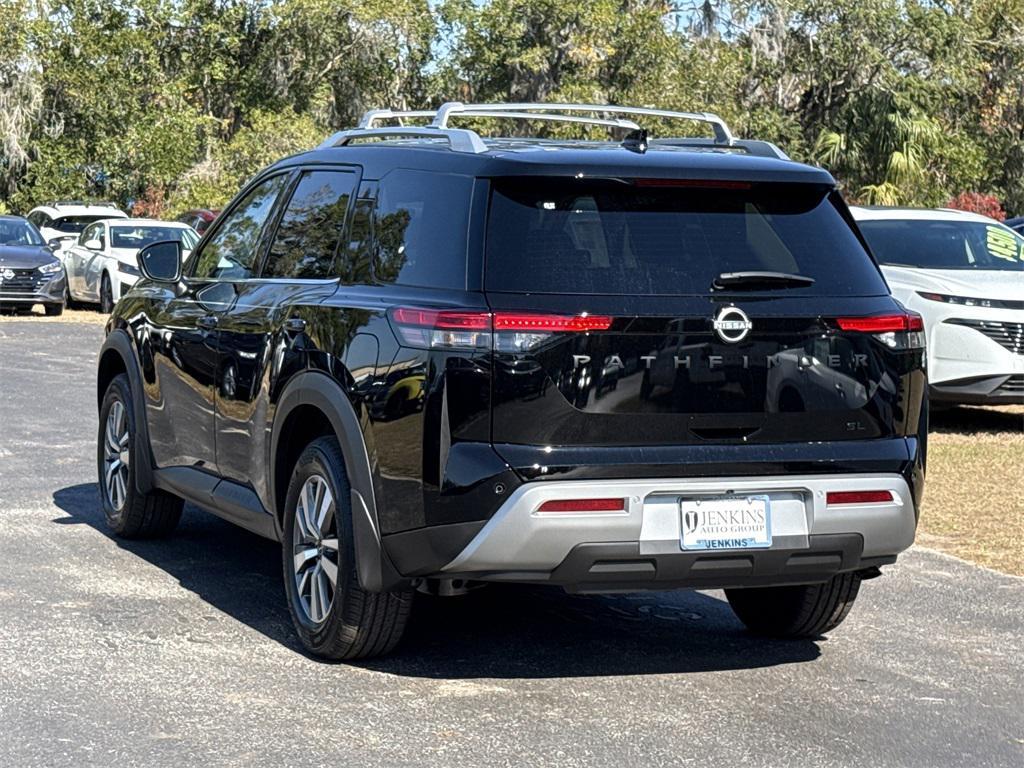 new 2025 Nissan Pathfinder car, priced at $36,469