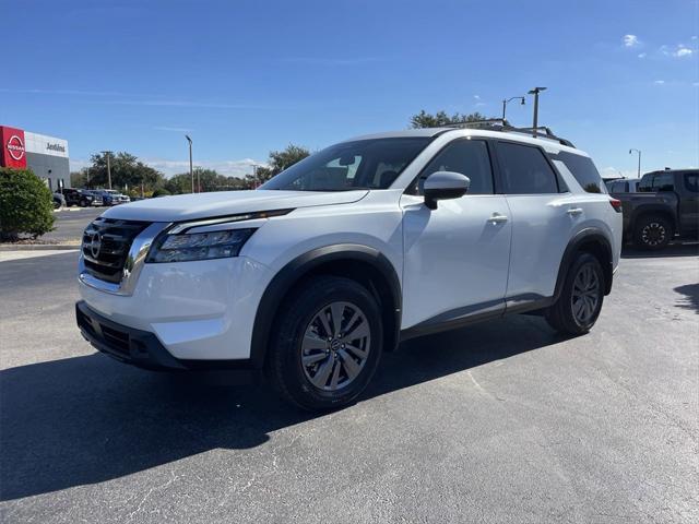 new 2025 Nissan Pathfinder car, priced at $41,335