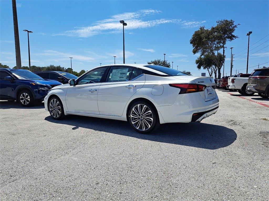 new 2025 Nissan Altima car, priced at $33,184