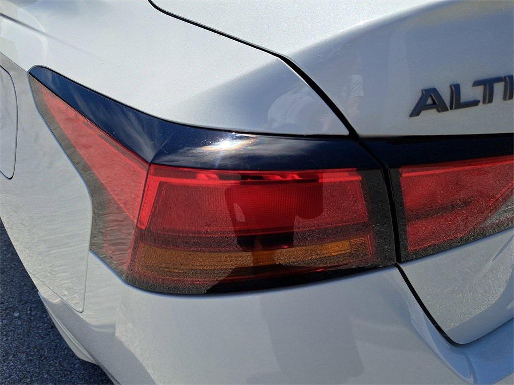 new 2025 Nissan Altima car, priced at $33,184